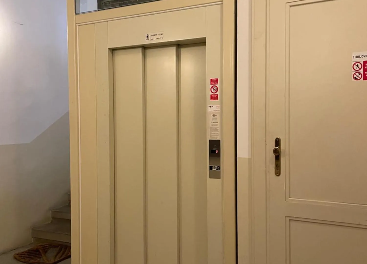 Lorinfaj Apartments Prag